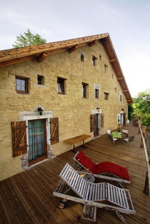 Les Grandes Fontaines Bed and Breakfast La Longine Exteriör bild