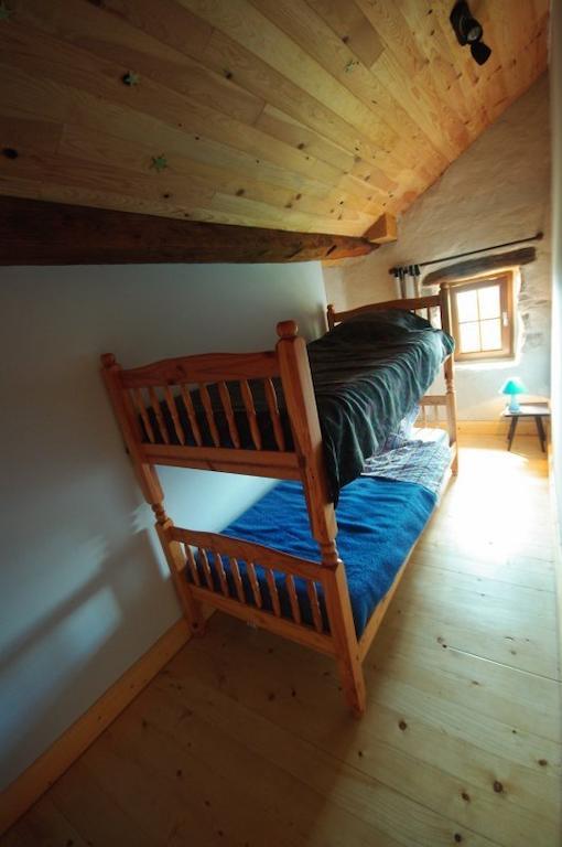 Les Grandes Fontaines Bed and Breakfast La Longine Rum bild