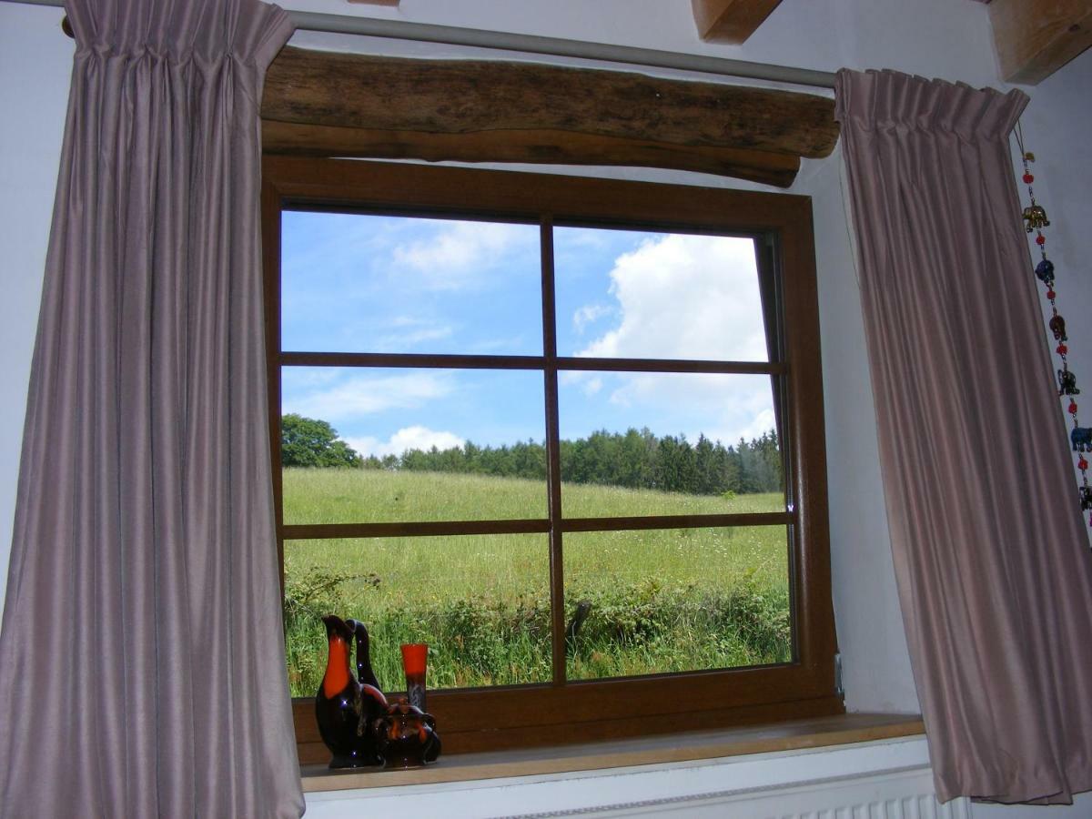 Les Grandes Fontaines Bed and Breakfast La Longine Exteriör bild