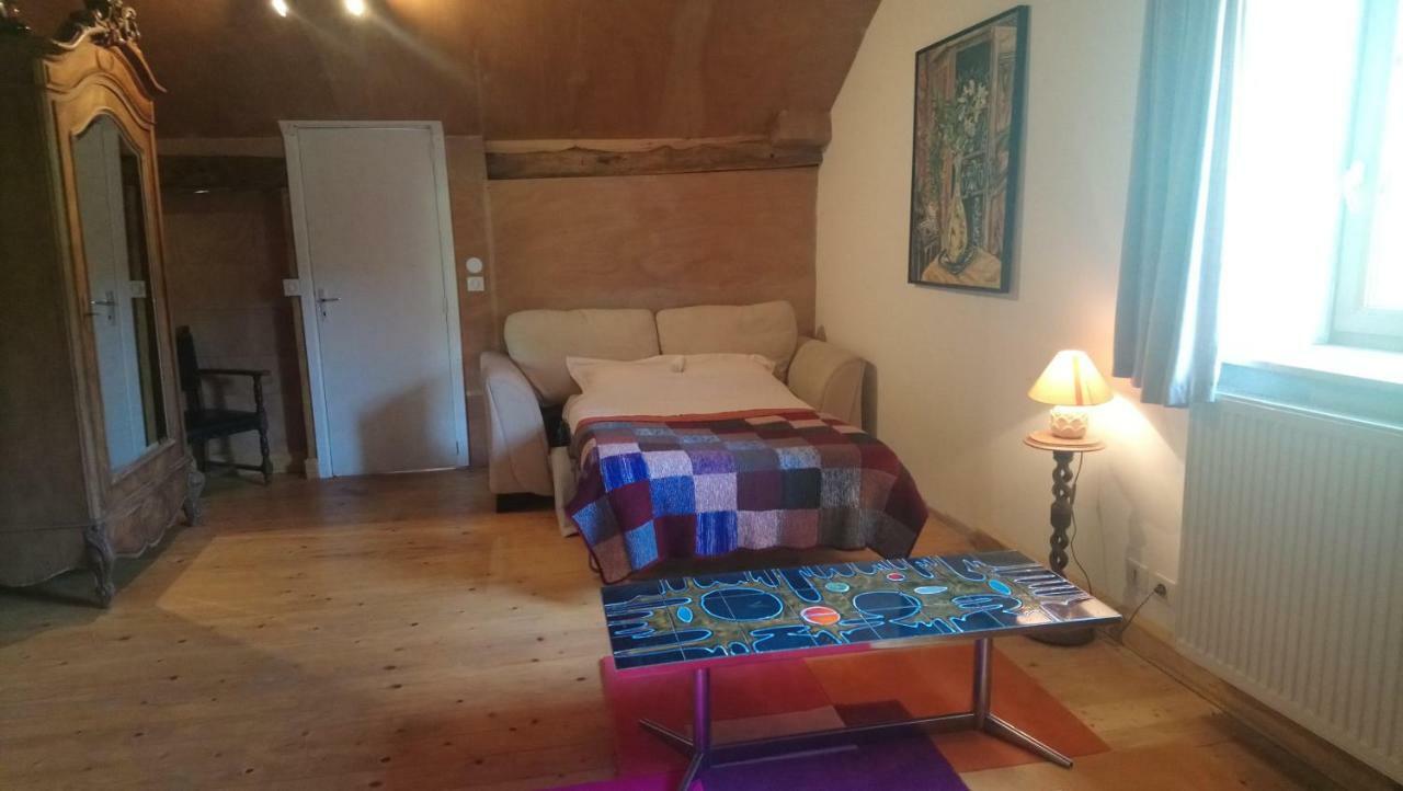 Les Grandes Fontaines Bed and Breakfast La Longine Exteriör bild