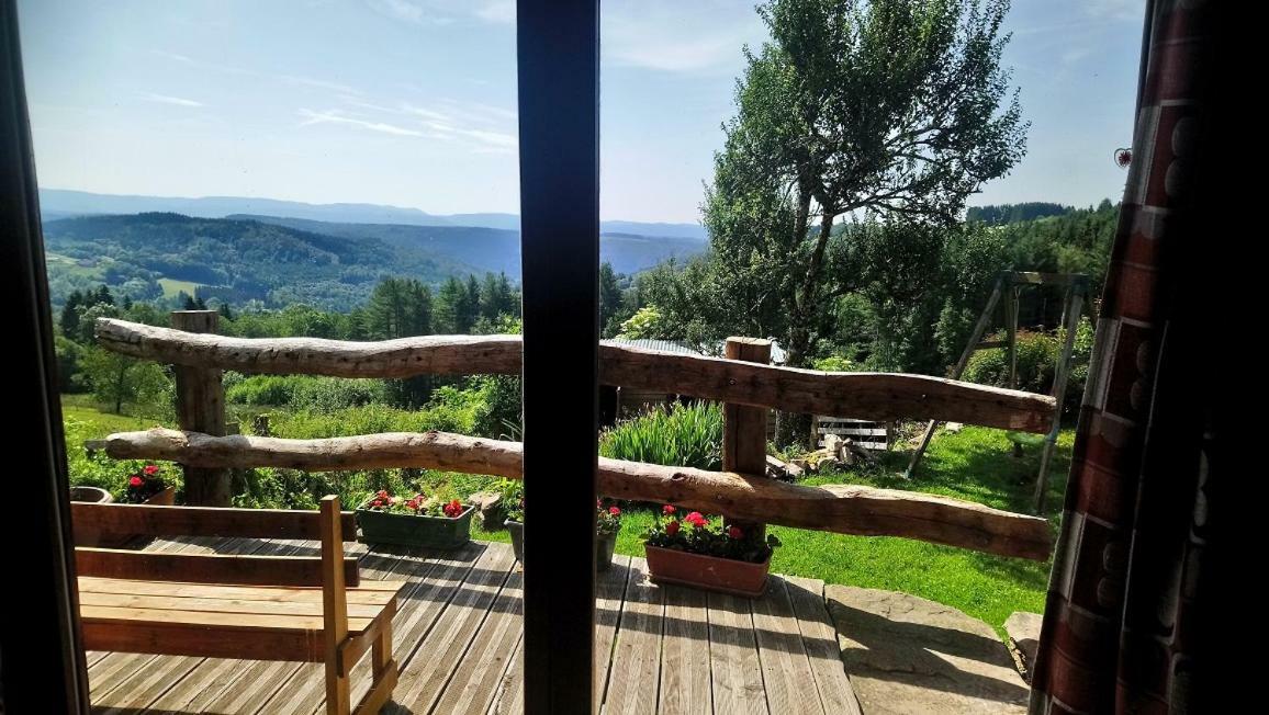Les Grandes Fontaines Bed and Breakfast La Longine Exteriör bild